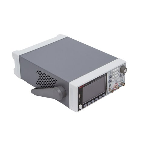 Генератор сигналів UNI-T UTG1022X Прев'ю 2